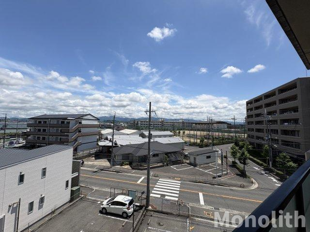 クレアール小松里の展望