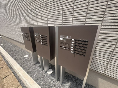 宅配BOXもございます