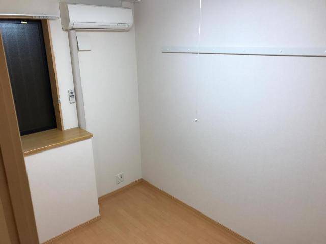 シャーロット・Ⅱの内装|洋室