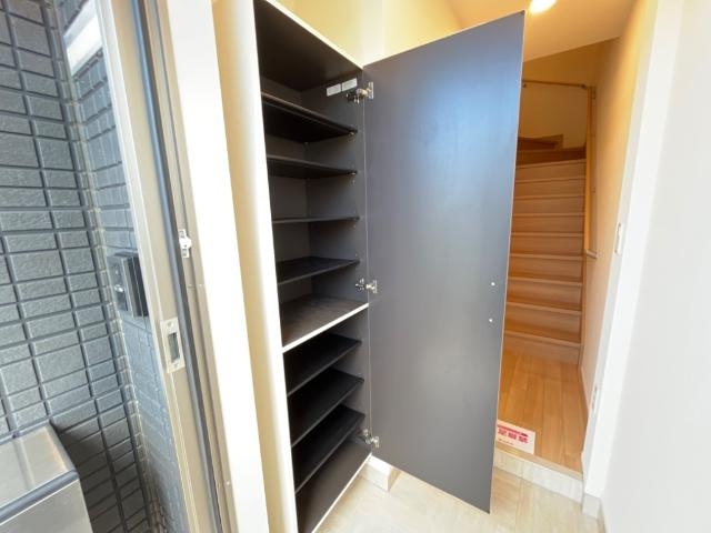 仮）スターテラスⅡ西大寺の収納|下駄箱（イメージ）