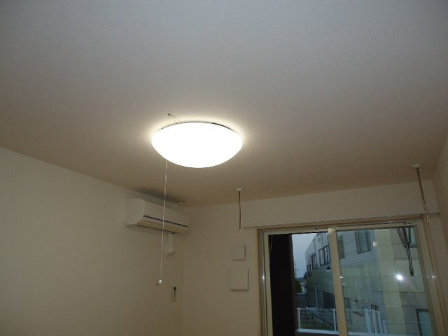 スカイ・ハットのその他|照明