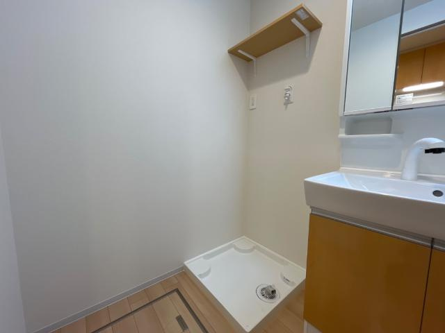 サンフォレスト杉水の洗面所|室内洗濯機置場