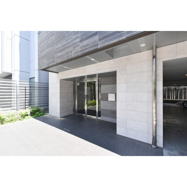 クオリタス秋葉原のエントランス