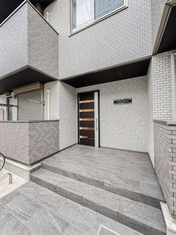 Eterna　felicita（エテルナフェリチータ）のエントランス