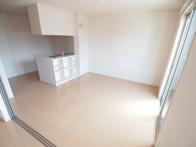 カルチェ赤坂Ａ棟の居間・リビング