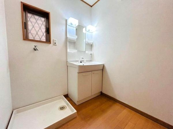 【独立洗面台】