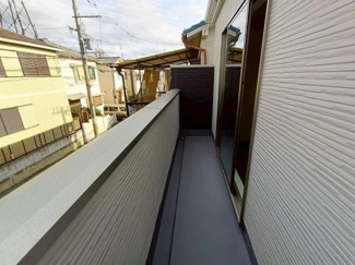 【バルコニー】