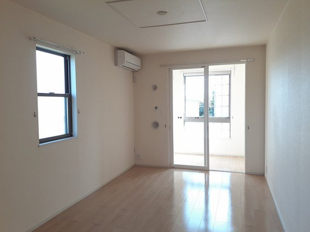 アンダンテ　いわせ野Ⅱの居間・リビング|ゆったりとしたリビングです