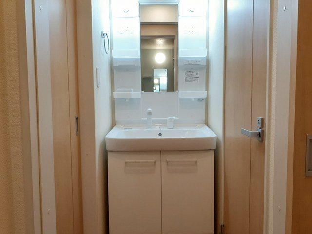 アンダンテ　いわせ野Ⅱの洗面所|広い洗面スペース