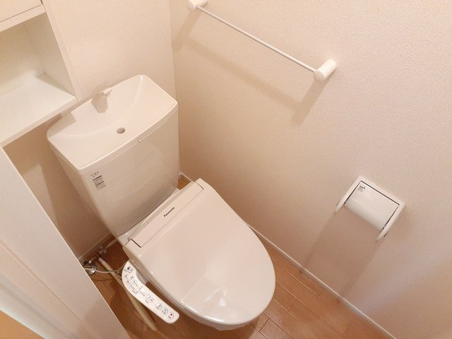 アンダンテ　いわせ野Ⅱのトイレ|落ち着いたトイレです