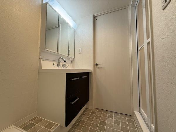 【独立洗面台】 | 日商岩井菫橋ハイツ