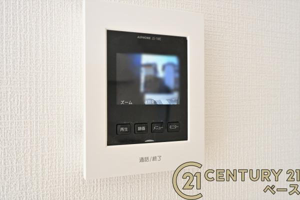 クレイドルガーデン北西町 ／新築一戸建の内装|■ＴＶモニター付きインターホンで防犯対策もバッチリ！来客も一目でわかり安心です！■