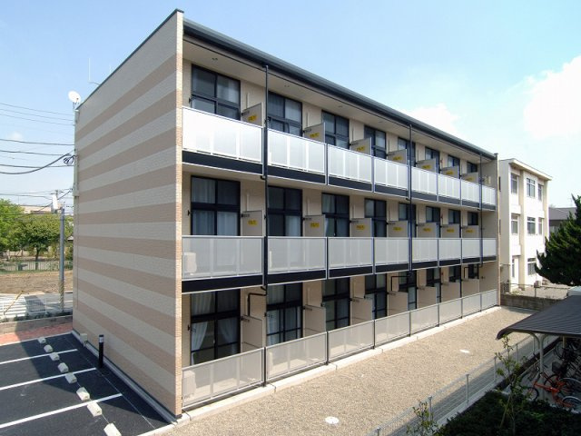 レオパレスニュー千葉ハイツ　Ｂの外観