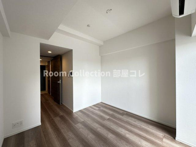 S-RESIDENCE名駅北alesia(アレシア)の居間・リビング|同シリーズイメージ写真
反転色違い
現況と異なる場合現況優先