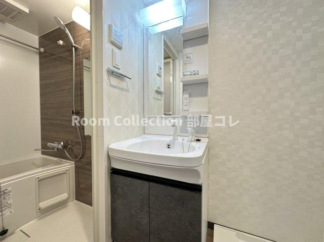 S-RESIDENCE名駅北alesia(アレシア)の洗面所|同シリーズイメージ写真
反転色違い
現況と異なる場合現況優先