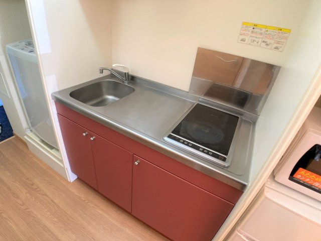 レオパレスＶｉｌｌａアラタのキッチン|設備・仕様は号室により異なる為、現況を優先致します。