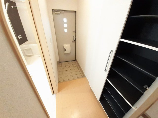 ＥＬＵＣＥの玄関