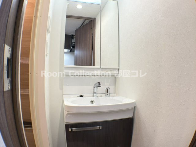 プレサンス上前津ディアシスの洗面所|※同物件他部屋写真
反転、色違いの場合有
現況優先