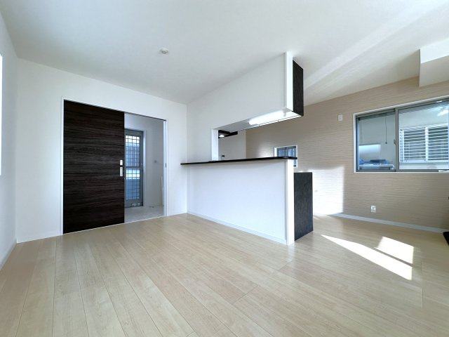 明石市藤が丘1丁目新築戸建の居間・リビング