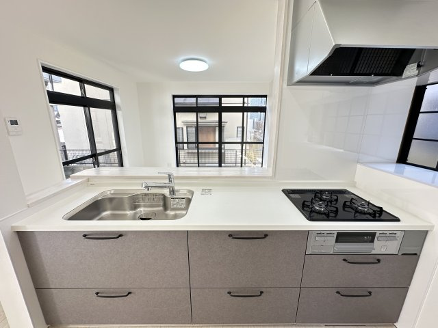 神戸市西区天が岡戸建のキッチン