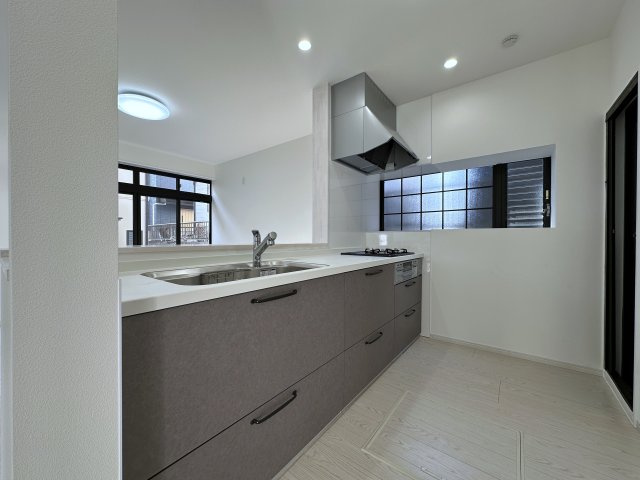 神戸市西区天が岡戸建のキッチン