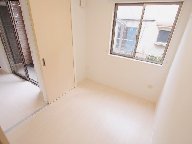 カーム蟹原の洋室