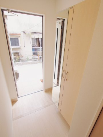 カーム蟹原の玄関