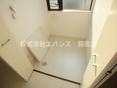 【洗面所】 | レガーロ千葉中央 | スペースが確保できる洗面所です