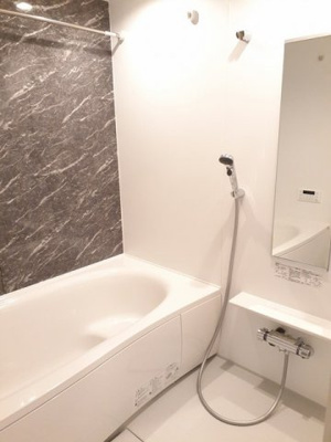 【浴室】 | リベルラ　Ⅱ | ゆったり過ごせるお風呂です