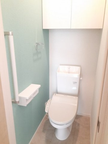 【トイレ】 | リベルラ　Ⅱ | 清潔感のあるトイレです