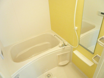 【浴室】 | パーラメントハウス | コンパクトで使いやすいお風呂です