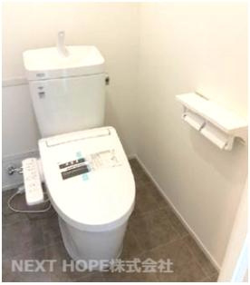 【トイレ】 | シティ逆瀬川　フルリフォーム済み | 新品のトイレです♪気持ちよくご入居していただけます！