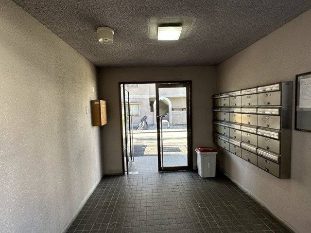 サンモール若海のロビー