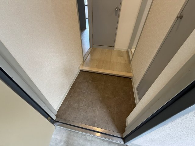 サンモール若海の玄関