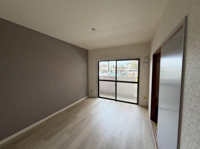 サンモール若海の居間・リビング