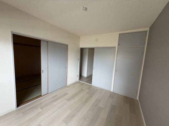 サンモール若海の寝室