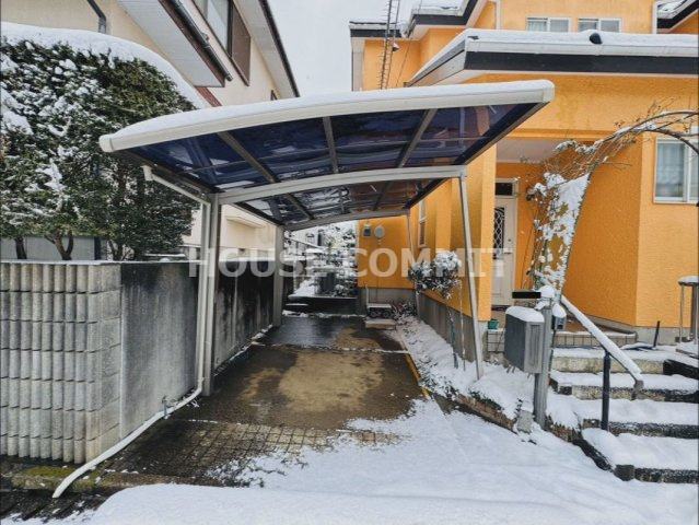 希望ヶ丘戸建の駐車場