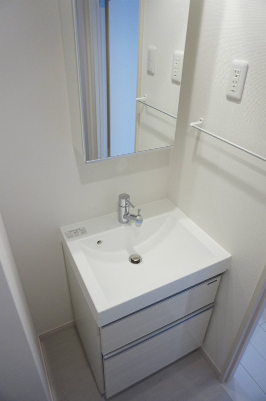 リブリ・メゾン・雅の洗面所|ゆったりとスペースのある洗面所