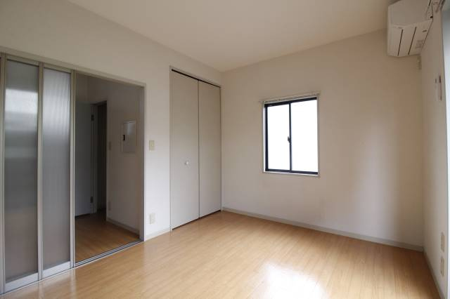 アンソレイユの居間・リビング|6.1帖の洋室♪