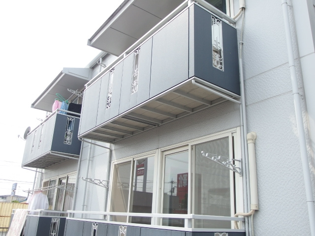 クリーンハウス藤丸Ｄの外観