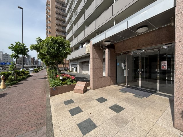 【エントランス】
