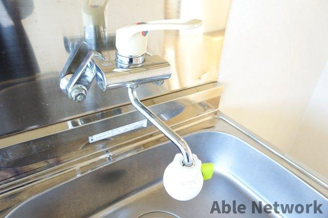 若葉住宅のキッチン|シングル混合水栓
