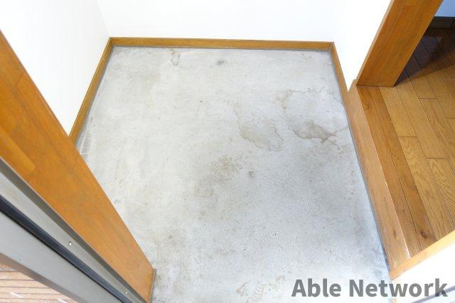 若葉住宅の玄関