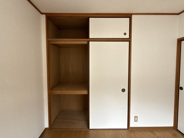 サンライズ青山の収納