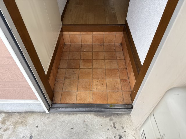 シャトープルミエの玄関