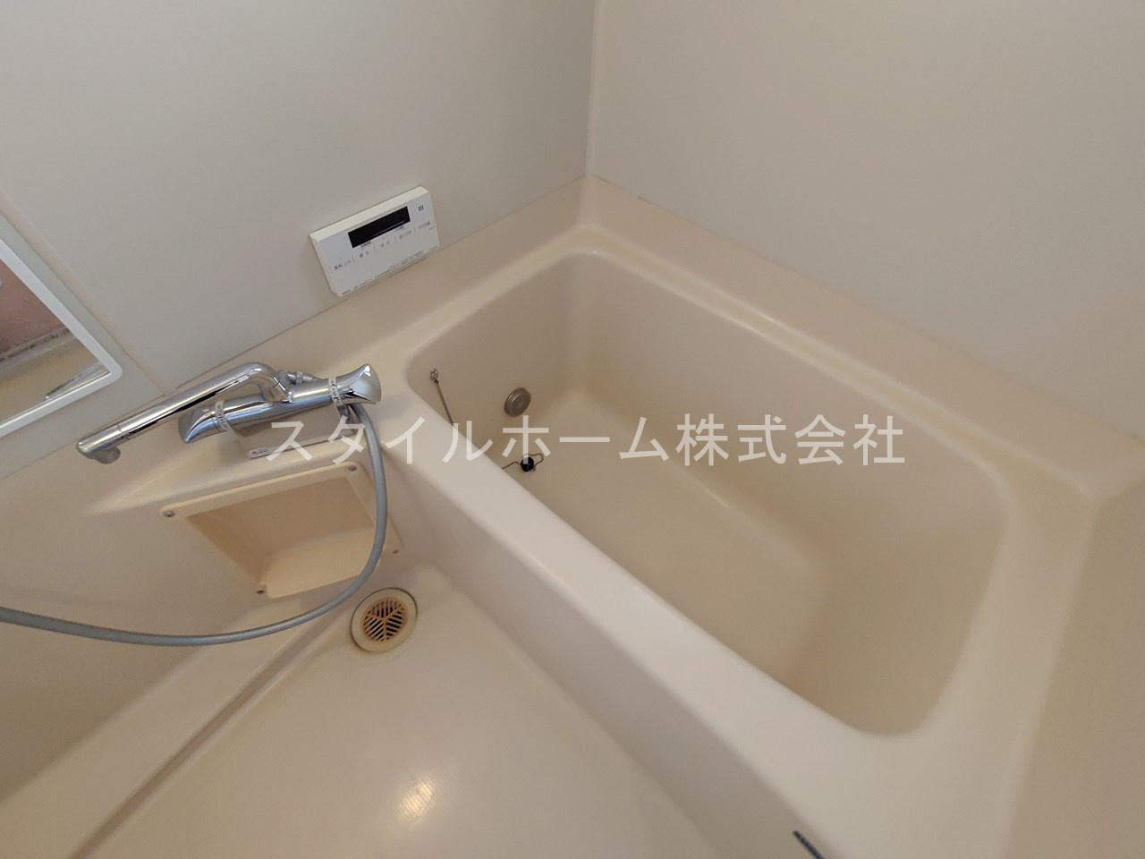 スカイハイツ曙の浴室