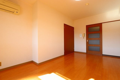 【洋室】 | クレール小林