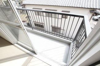 【バルコニー】 | プライブ香里園