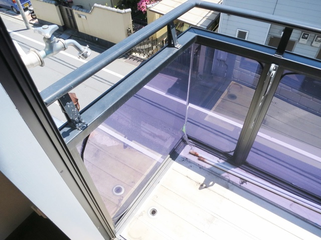 モンリヨンのバルコニー|洗濯機置き場完備！