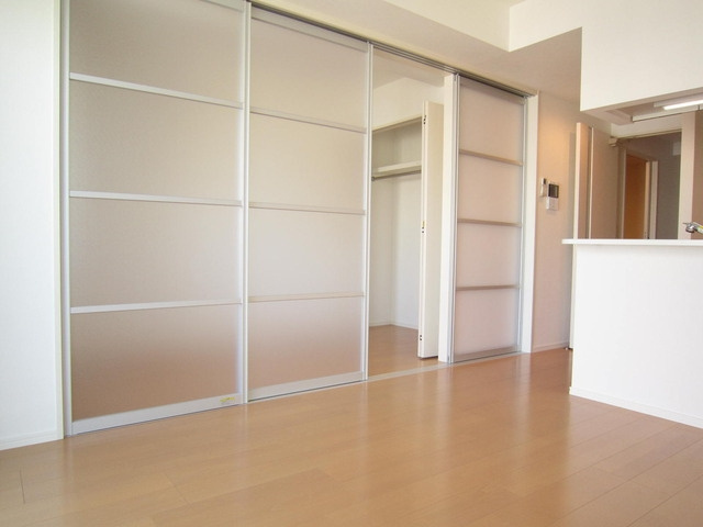 レジデンスフジミの居間・リビング